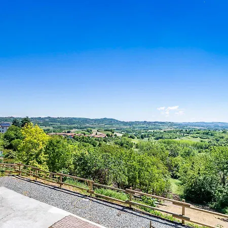 Casa de Férias Casa Di Nonna Ines 2 - Hideaway In Monferrato Con Vista Sulle Colline E Piscina Gabiano