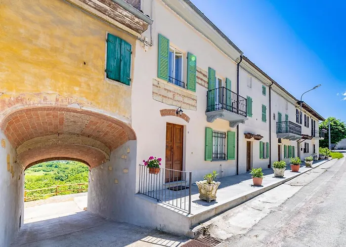 Casa Di Nonna Ines 2 - Hideaway In Monferrato Con Vista Sulle Colline E Piscina Semesterbostad *