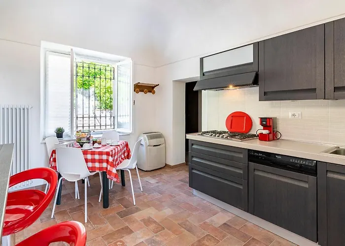Casa Di Nonna Ines 2 - Hideaway In Monferrato Con Vista Sulle Colline E Piscina Semesterbostad Gabiano