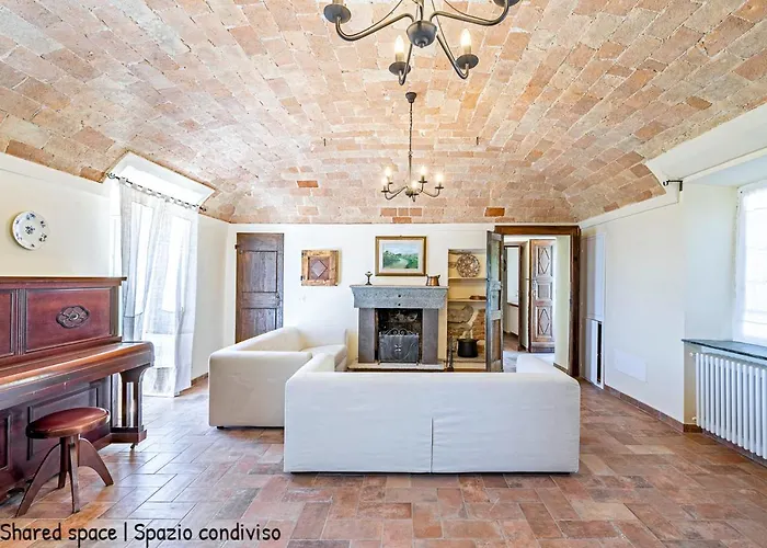 Semesterbostad Casa Di Nonna Ines 2 - Hideaway In Monferrato Con Vista Sulle Colline E Piscina Gabiano
